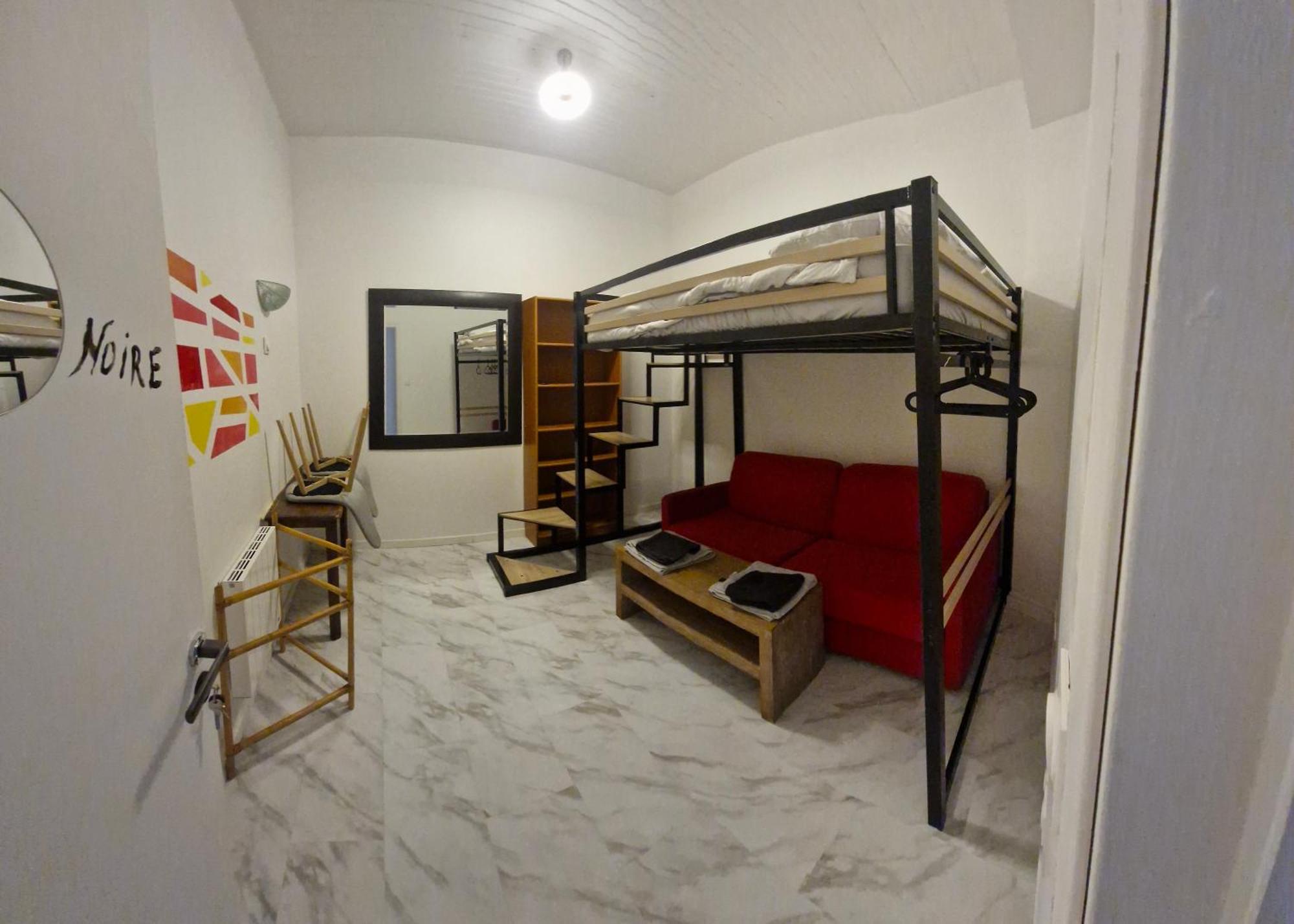 Bed And Breakfast Chez L'Habitant Марсель Экстерьер фото